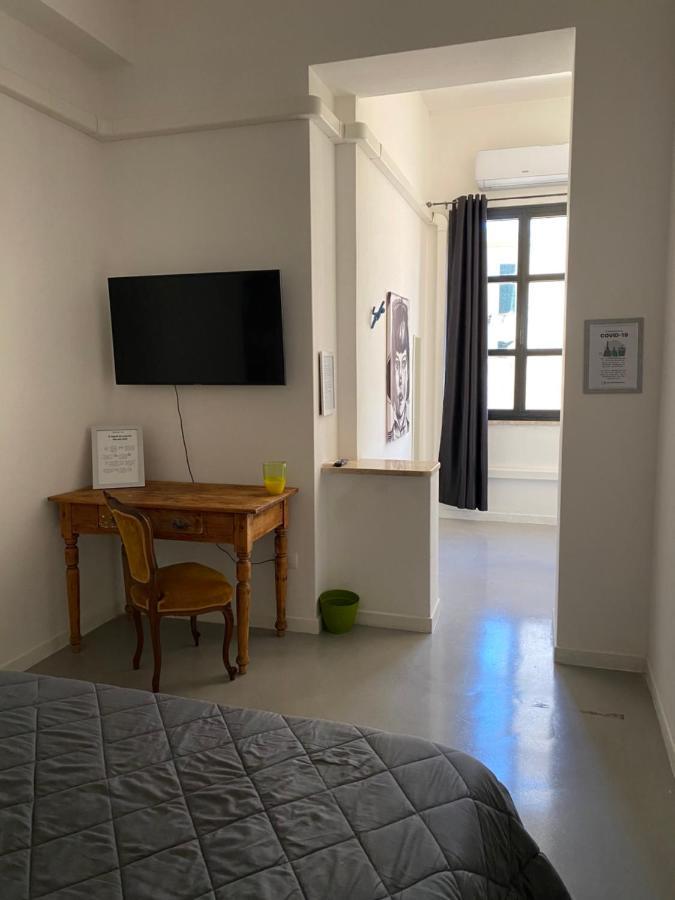 Palazzo Pilo Bed & Breakfast Sassari Bagian luar foto